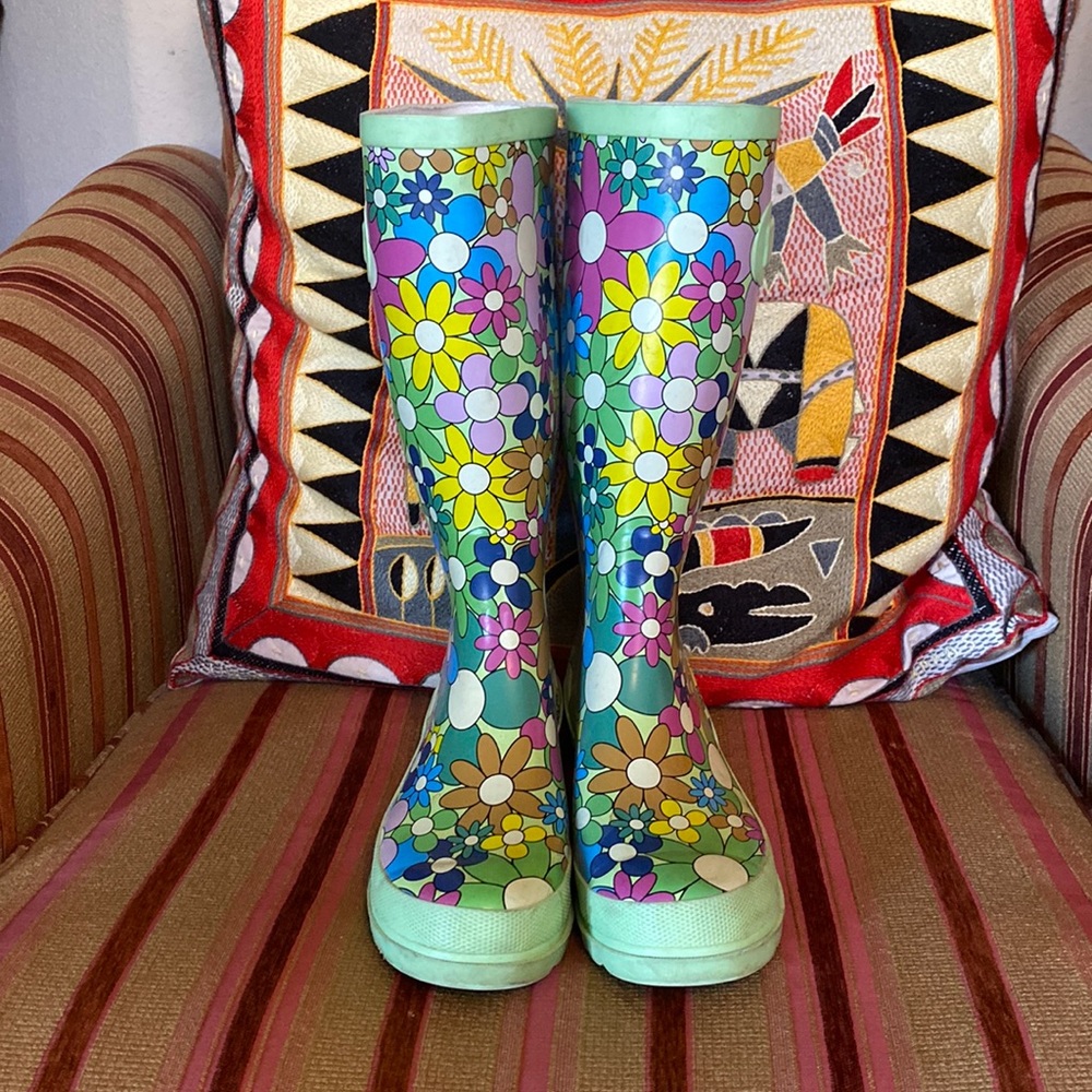 Flower rainboots